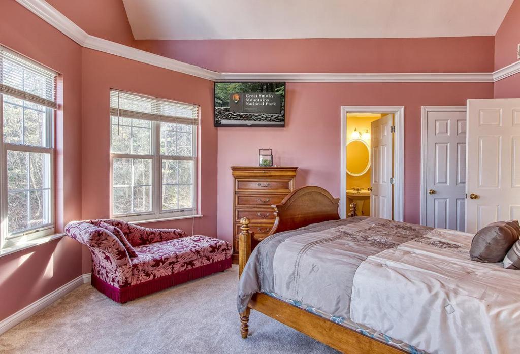 Ober Hideaway, Hot Tub, Wifi, 1089 Free Tickets Each Paid Day, Dollywood And More Gatlinburg Exterior foto